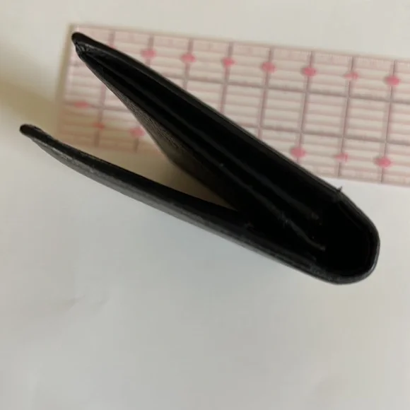 CHANEL long bifold wallet with box & dust bag - Picture 9 of 13